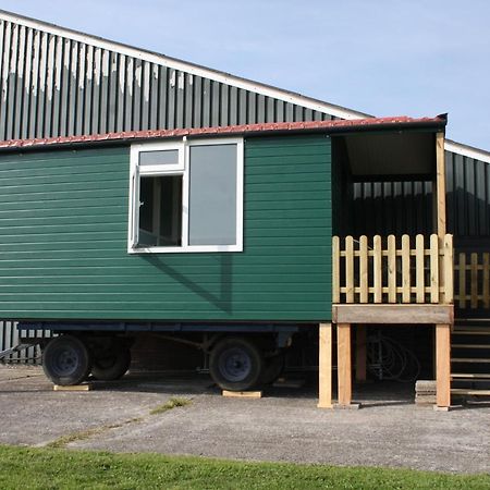 Boerenchalet Dirk, Minicamping De Grutte Earen Burum Exterior photo